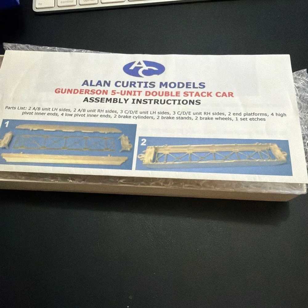 Alan Curtis Models N Scale Gunderson 5 Unit Well Car Kit AC020